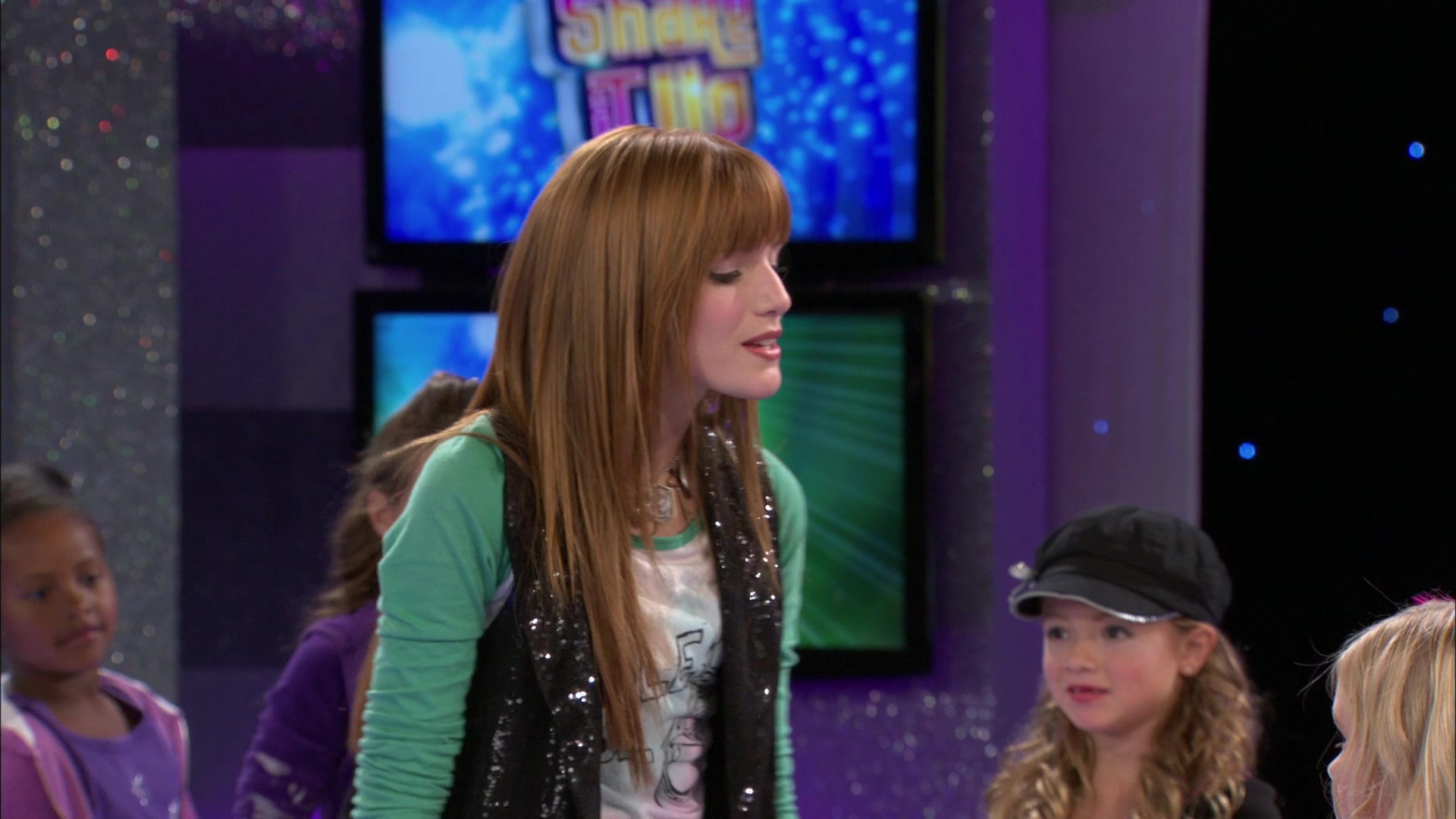 Shake_It_Up_S01E13_1080p_BTD_001180.jpg