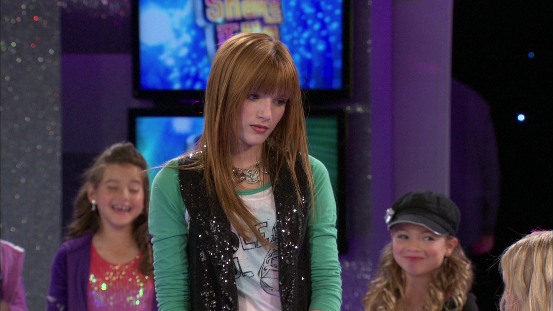 Shake_It_Up_S01E13_1080p_BTD_001193.jpg Shake_It_Up_S01E13_1080p_BTD_001193.jpg