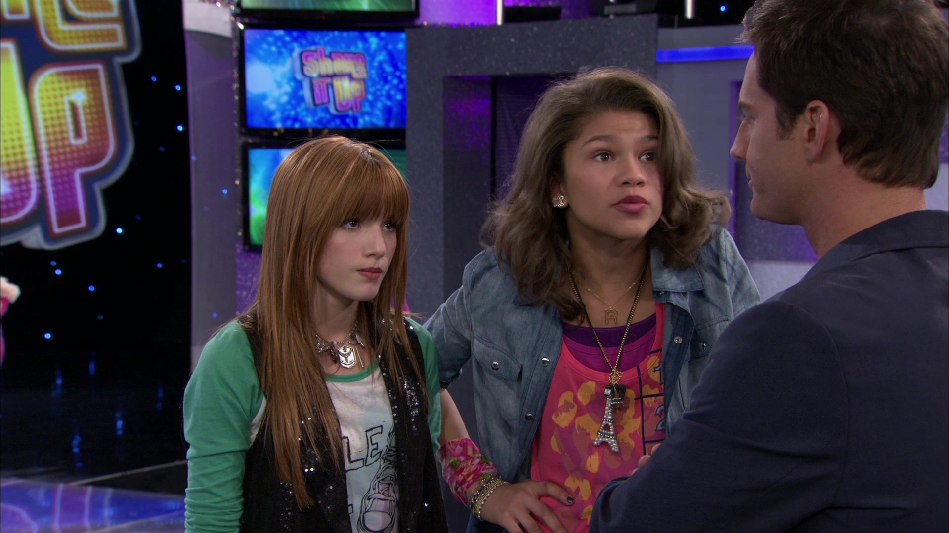 Shake_It_Up_S01E13_1080p_BTD_001257.jpg