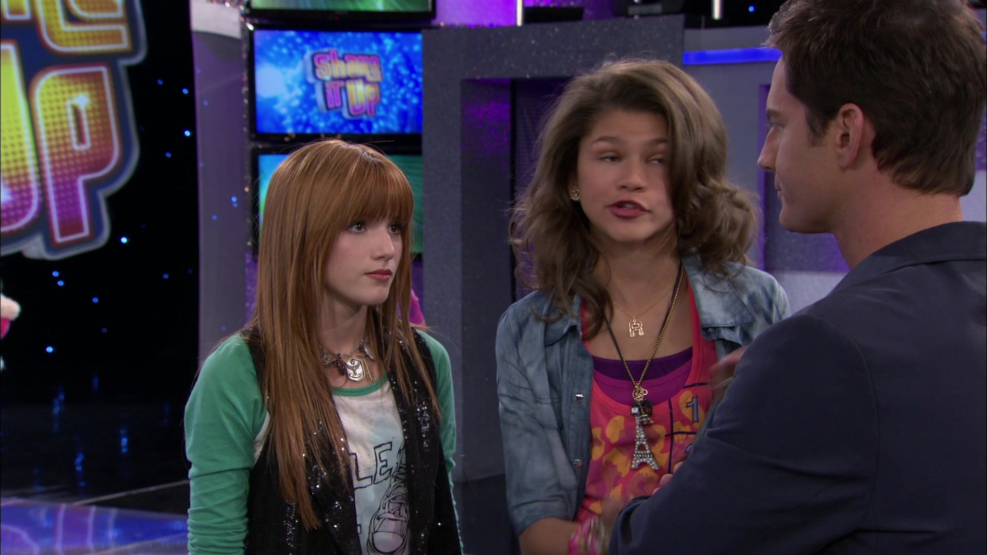 Shake_It_Up_S01E13_1080p_BTD_001259.jpg