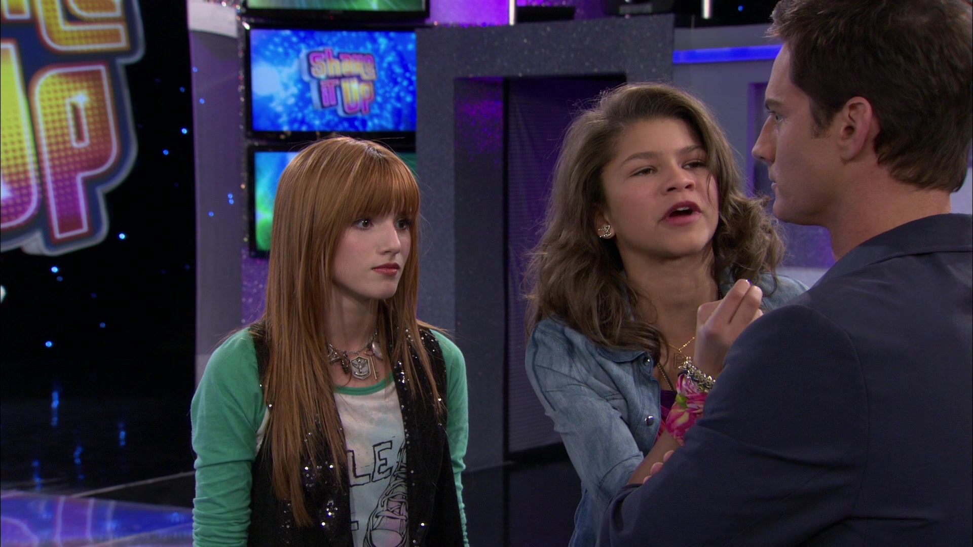 Shake_It_Up_S01E13_1080p_BTD_001264.jpg