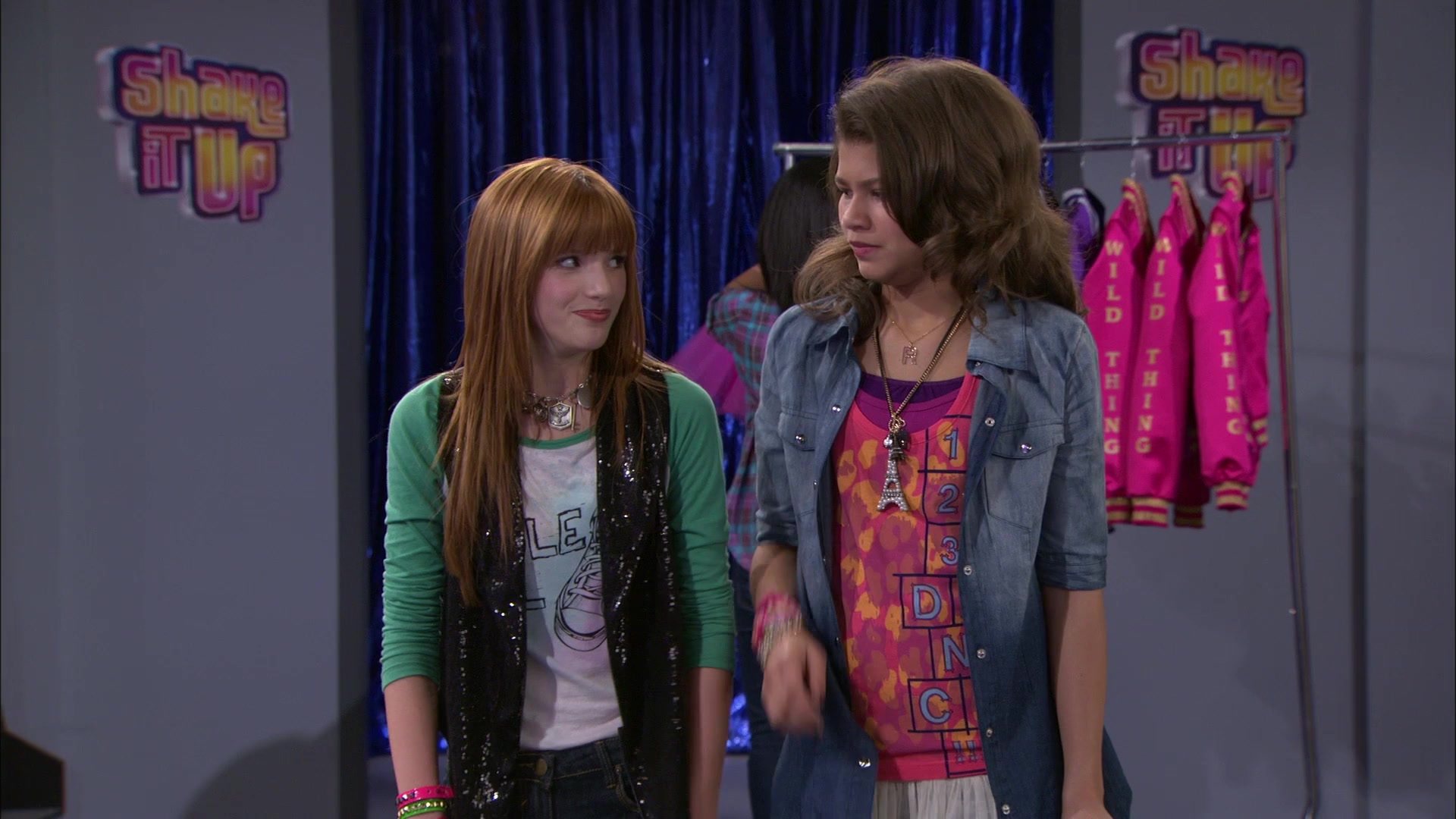 Shake_It_Up_S01E13_1080p_BTD_001336.jpg