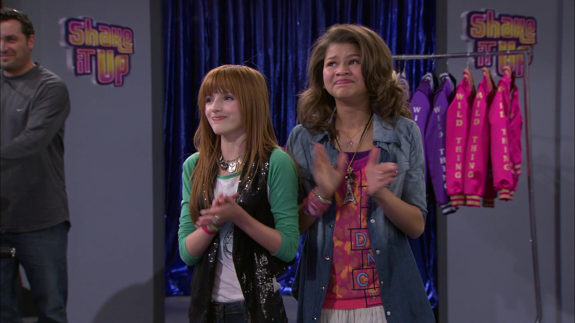 Shake_It_Up_S01E13_1080p_BTD_001351.jpg
