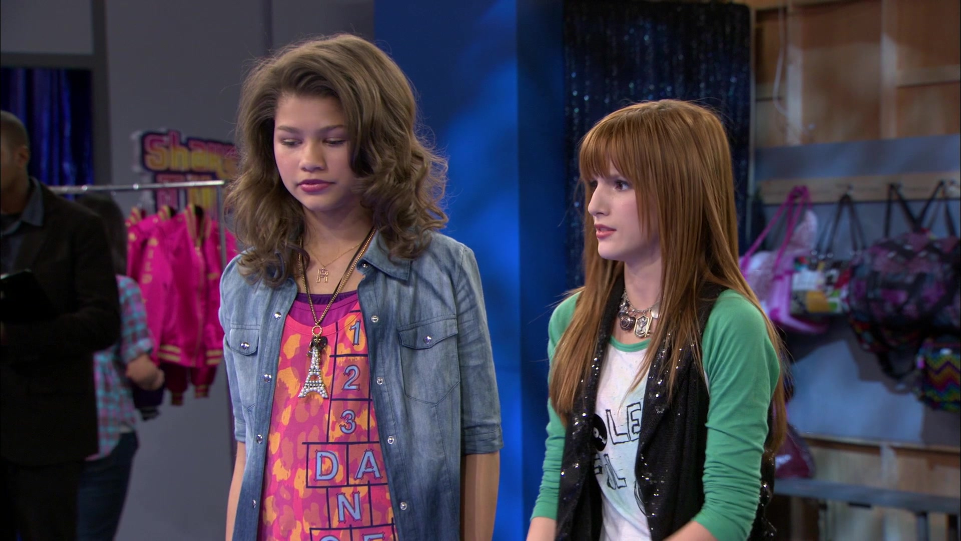 Shake_It_Up_S01E13_1080p_BTD_001751.jpg