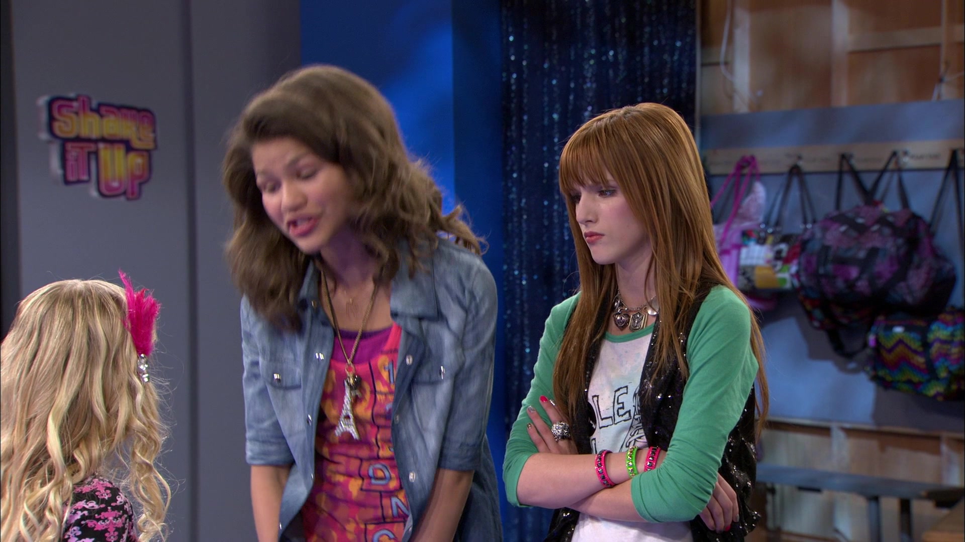 Shake_It_Up_S01E13_1080p_BTD_001865.jpg