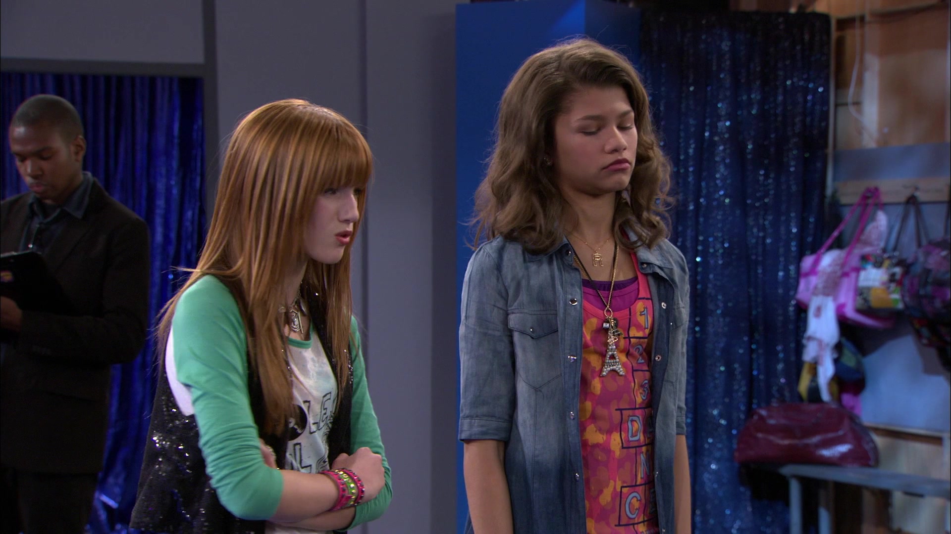 Shake_It_Up_S01E13_1080p_BTD_001925.jpg