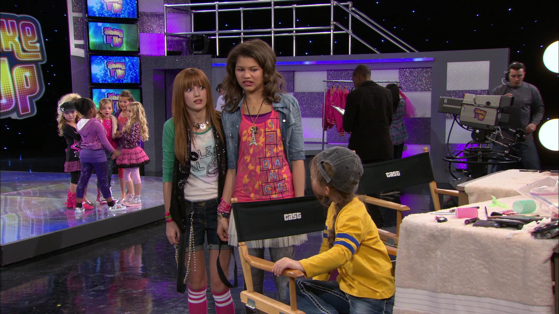Shake_It_Up_S01E13_1080p_BTD_001963.jpg Shake_It_Up_S01E13_1080p_BTD_001963.jpg