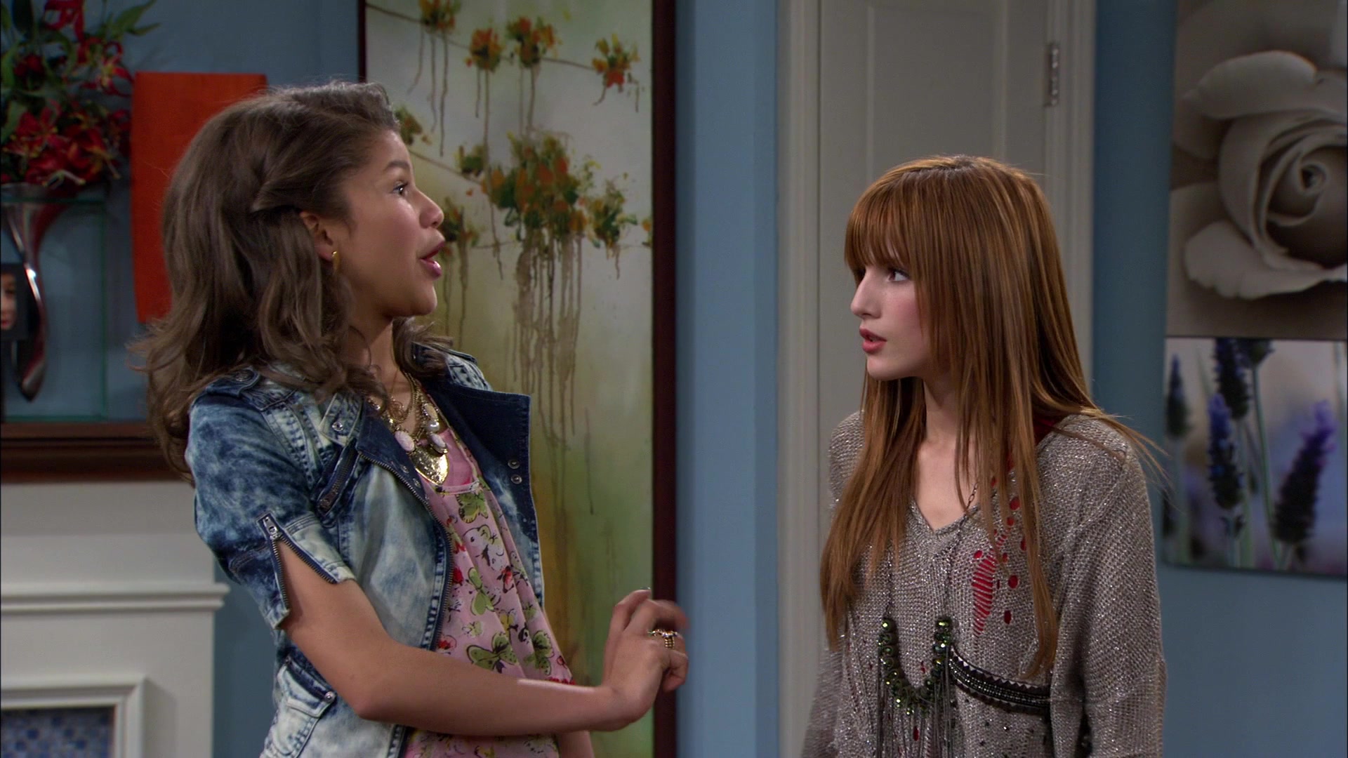 Shake_It_Up_S01E13_1080p_BTD_002137.jpg