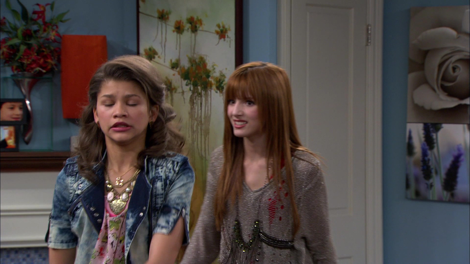 Shake_It_Up_S01E13_1080p_BTD_002139.jpg