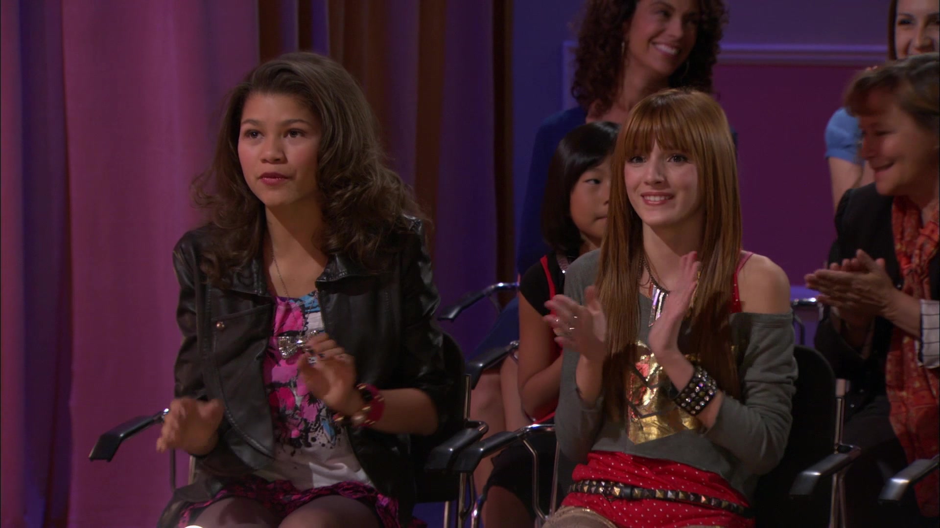 Shake_It_Up_S01E13_1080p_BTD_003000.jpg Shake_It_Up_S01E13_1080p_BTD_003000.jpg