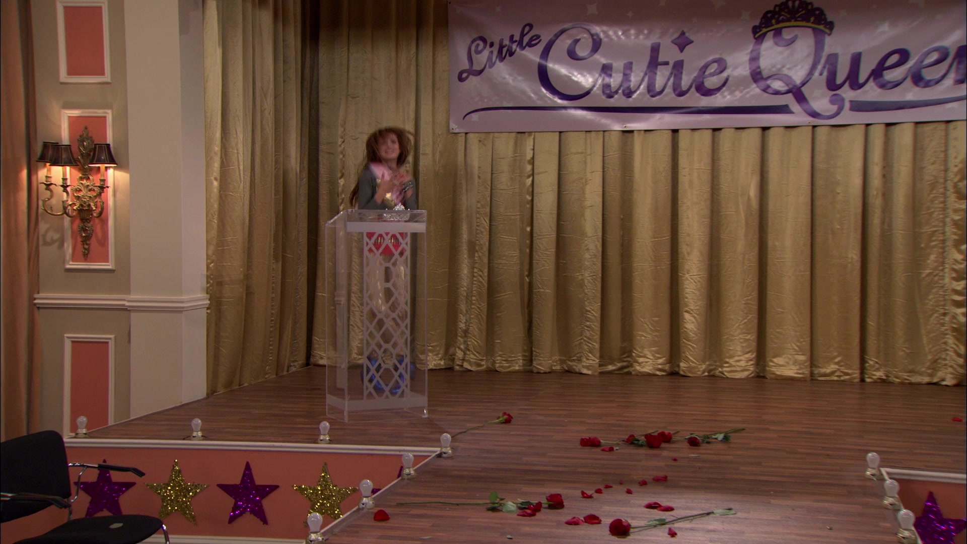 Shake_It_Up_S01E13_1080p_BTD_003091.jpg Shake_It_Up_S01E13_1080p_BTD_003091.jpg