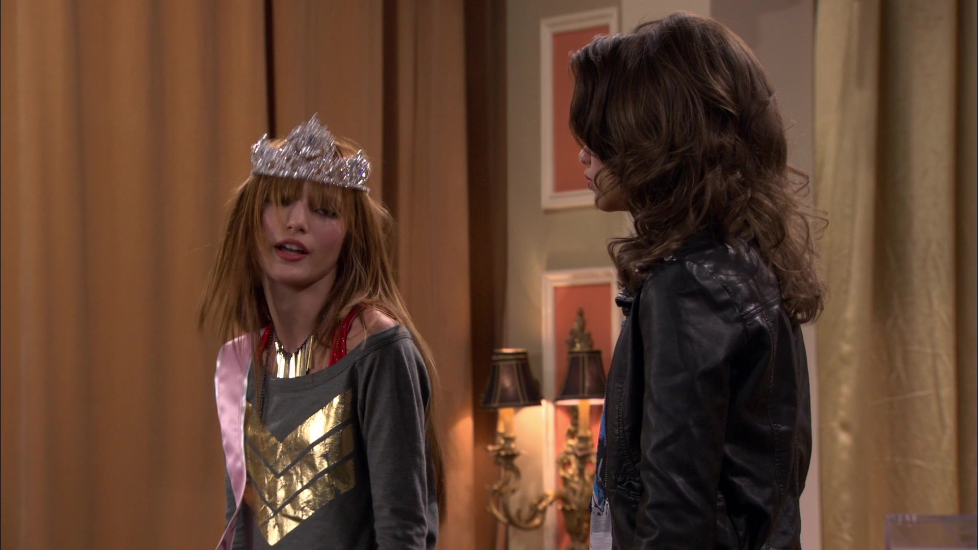 Shake_It_Up_S01E13_1080p_BTD_003130.jpg
