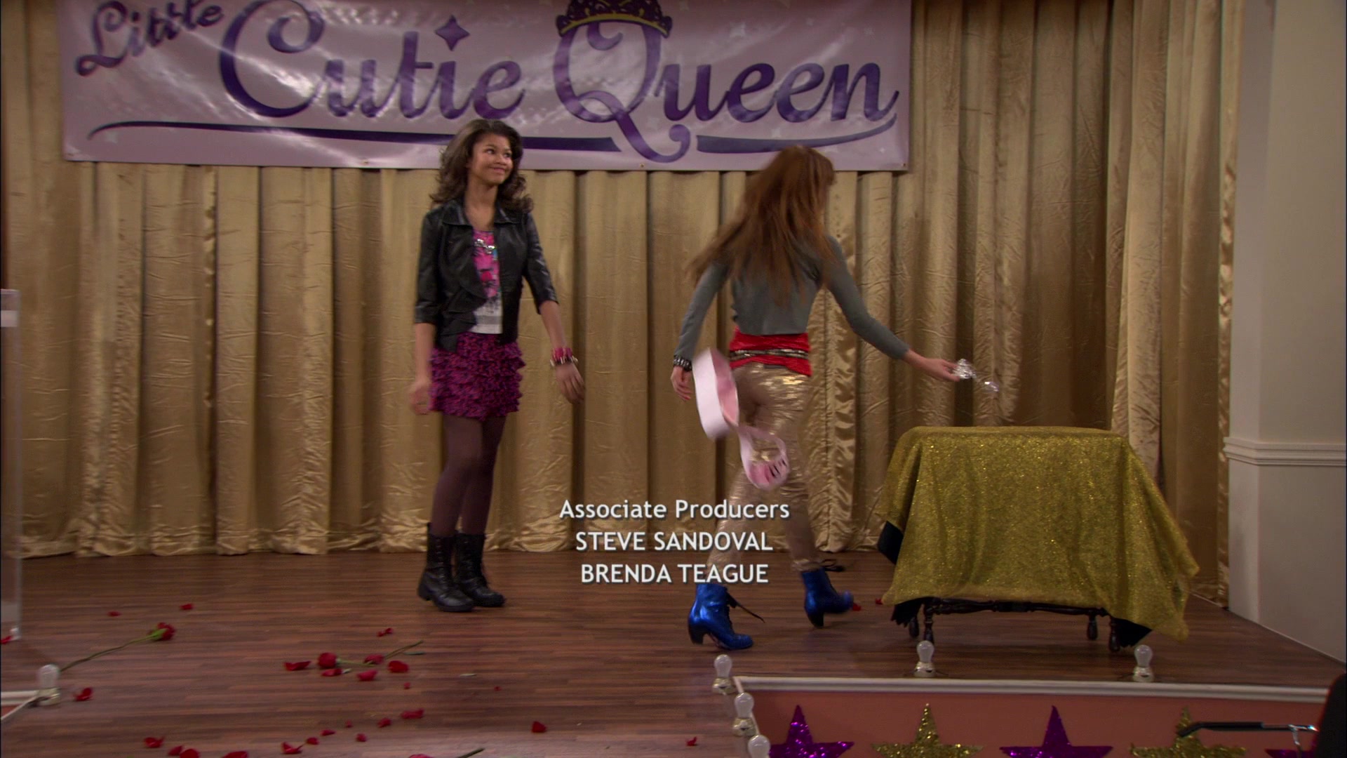 Shake_It_Up_S01E13_1080p_BTD_003138.jpg Shake_It_Up_S01E13_1080p_BTD_003138.jpg