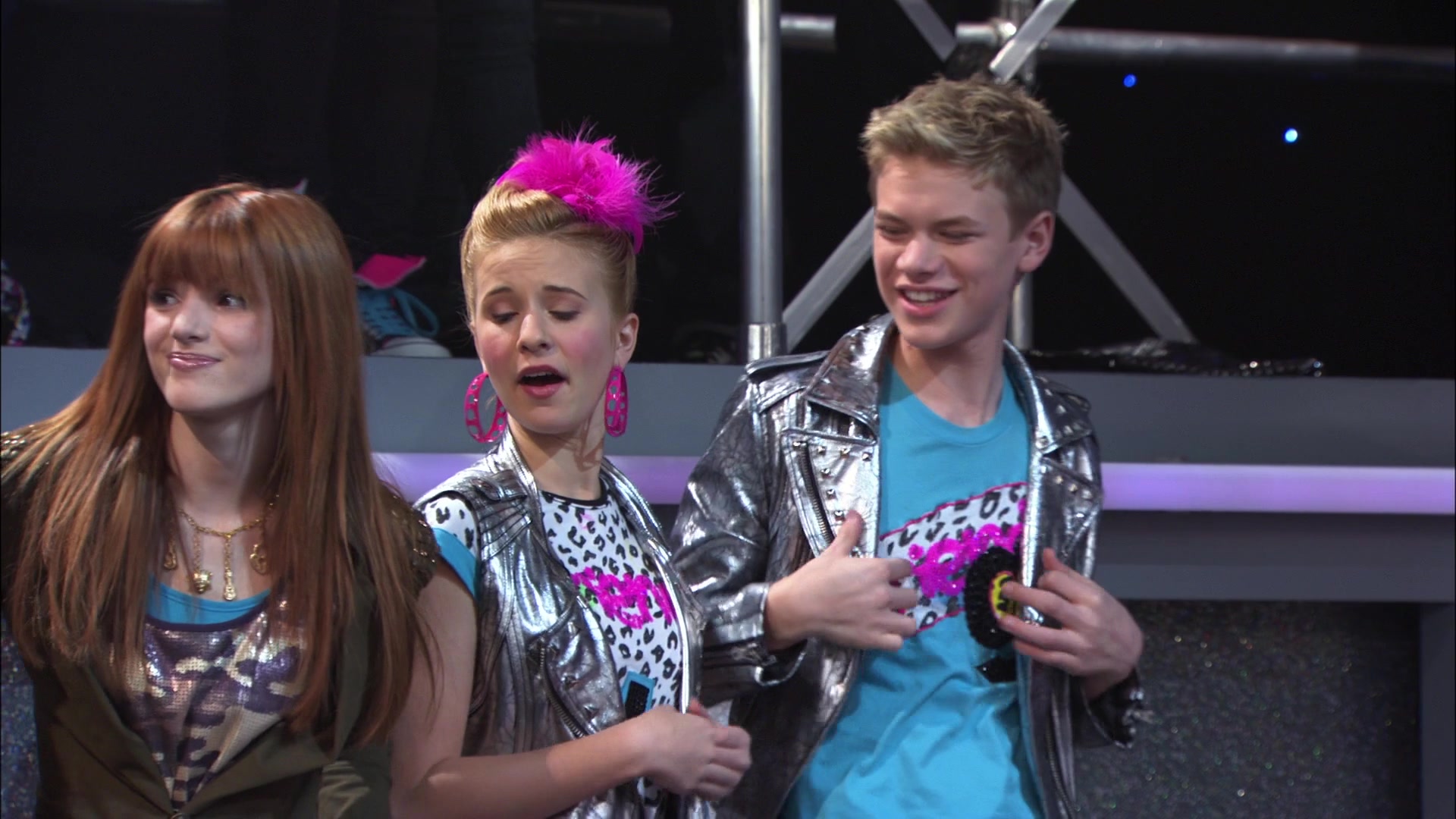Shake_It_Up_S01E14_1080p_BTD_000275.jpg Shake_It_Up_S01E14_1080p_BTD_000275.jpg