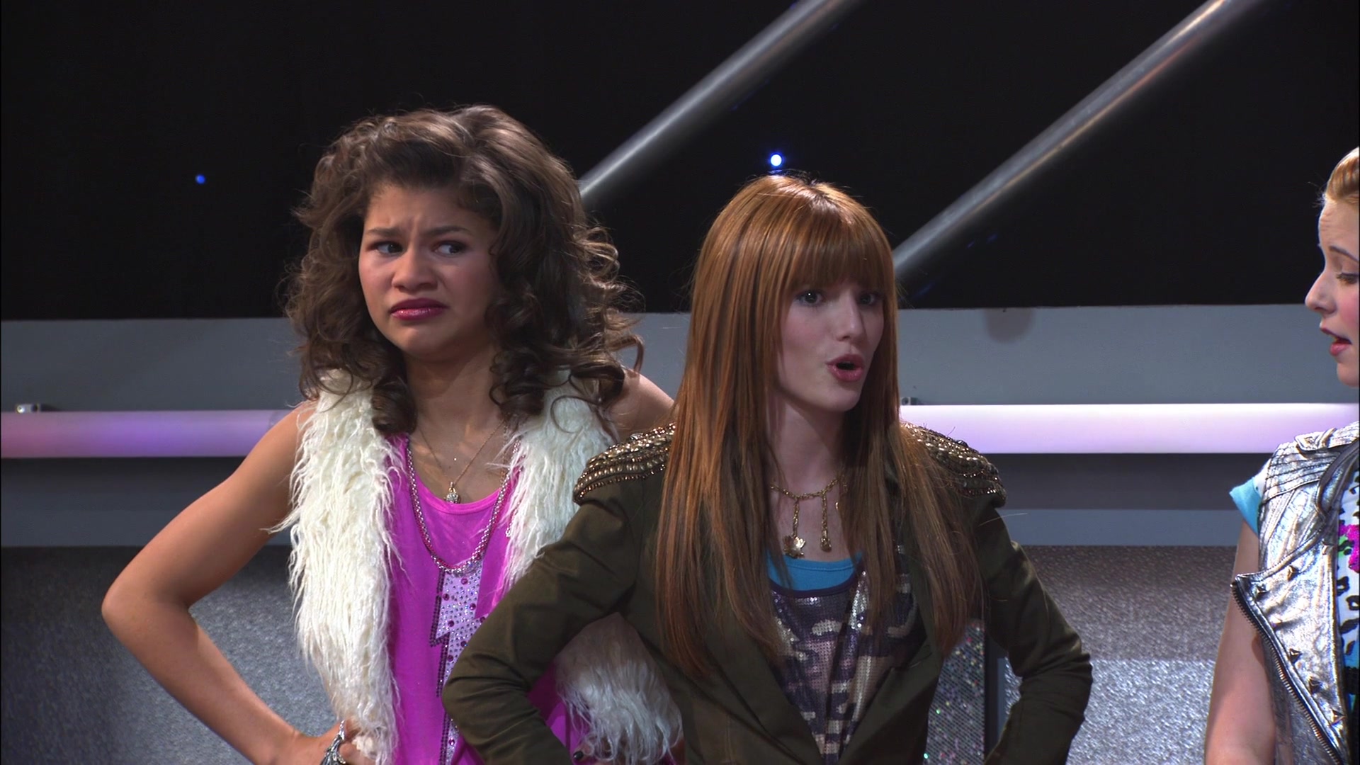Shake_It_Up_S01E14_1080p_BTD_000282.jpg