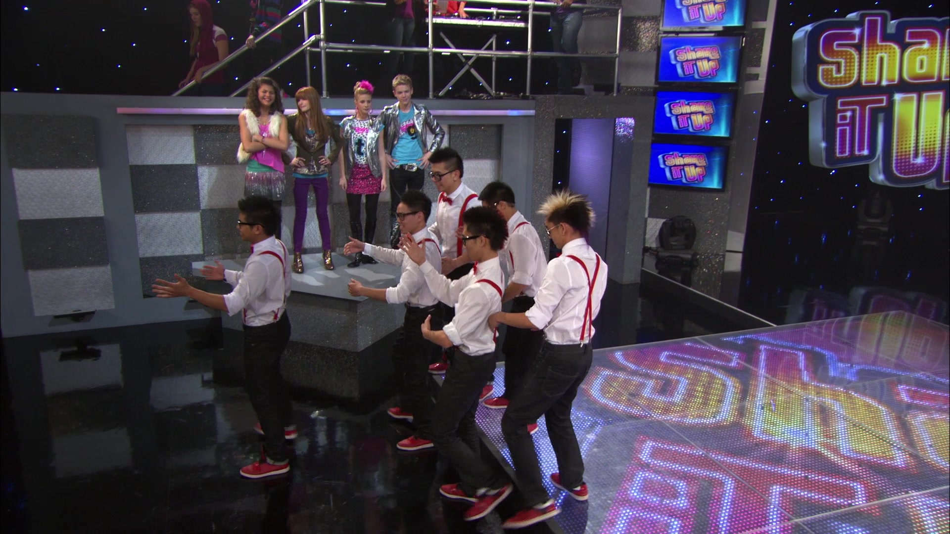 Shake_It_Up_S01E14_1080p_BTD_000292.jpg