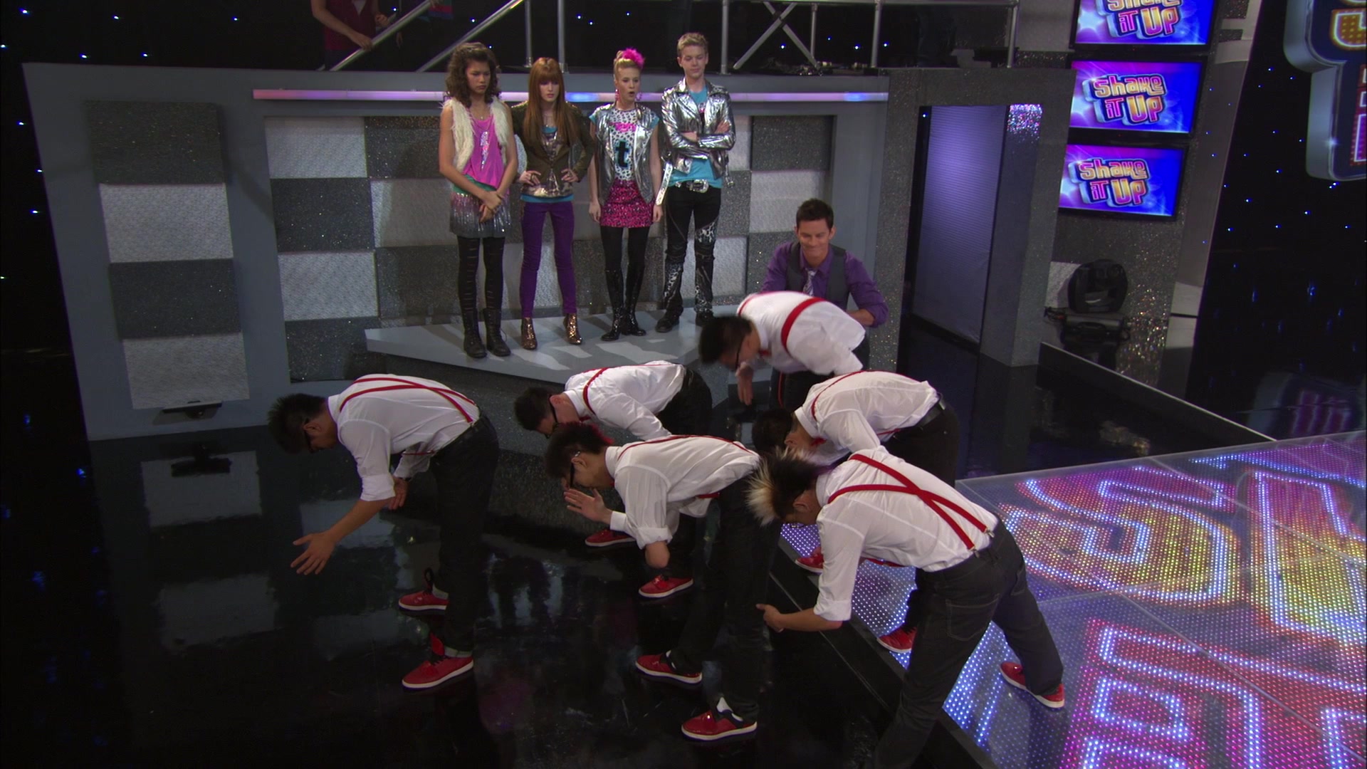 Shake_It_Up_S01E14_1080p_BTD_000303.jpg