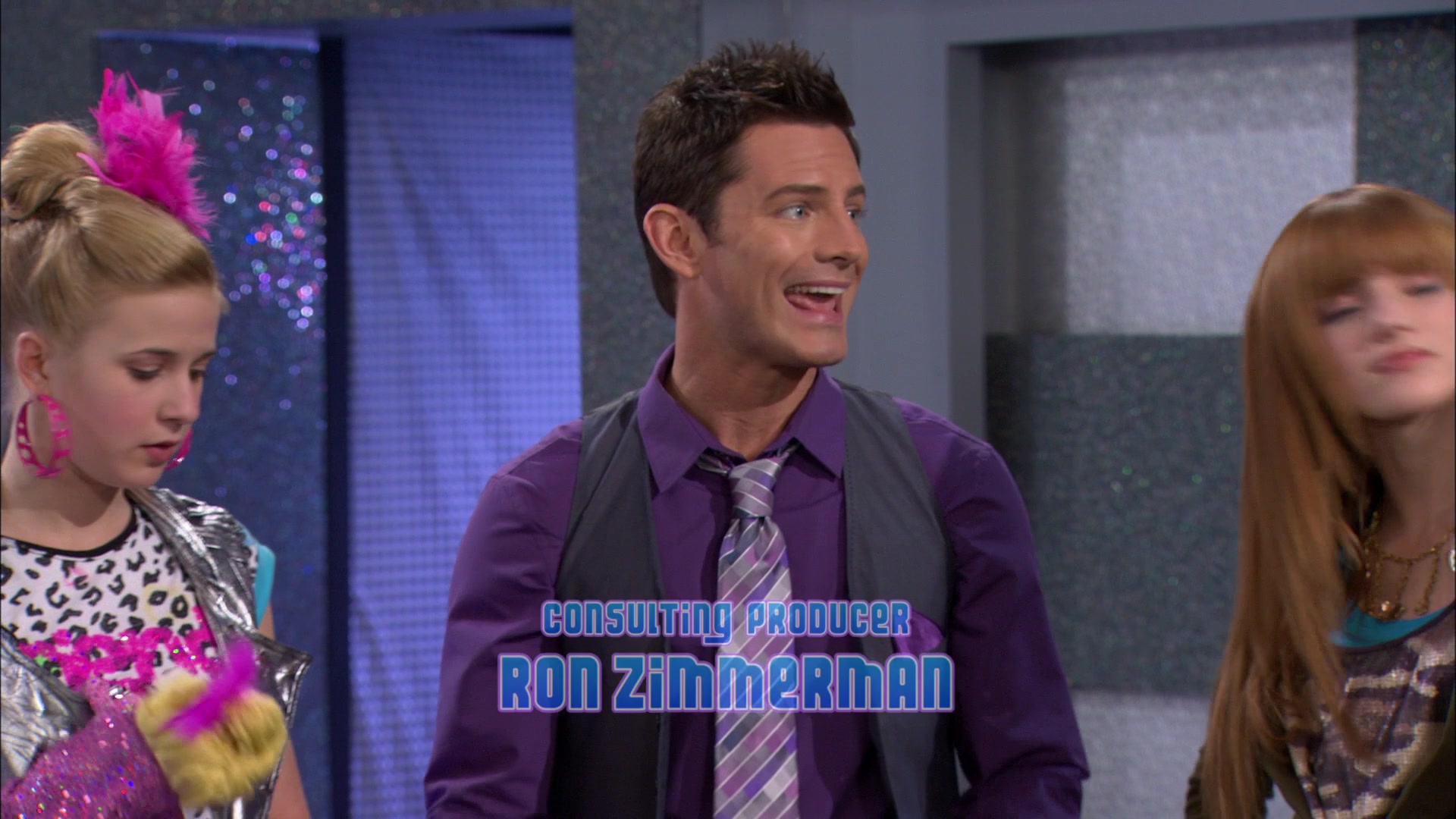 Shake_It_Up_S01E14_1080p_BTD_000506.jpg