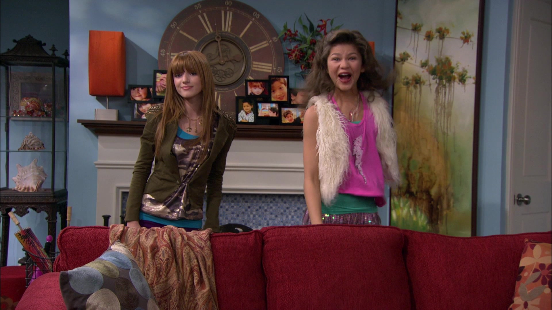Shake_It_Up_S01E14_1080p_BTD_000696.jpg Shake_It_Up_S01E14_1080p_BTD_000696.jpg