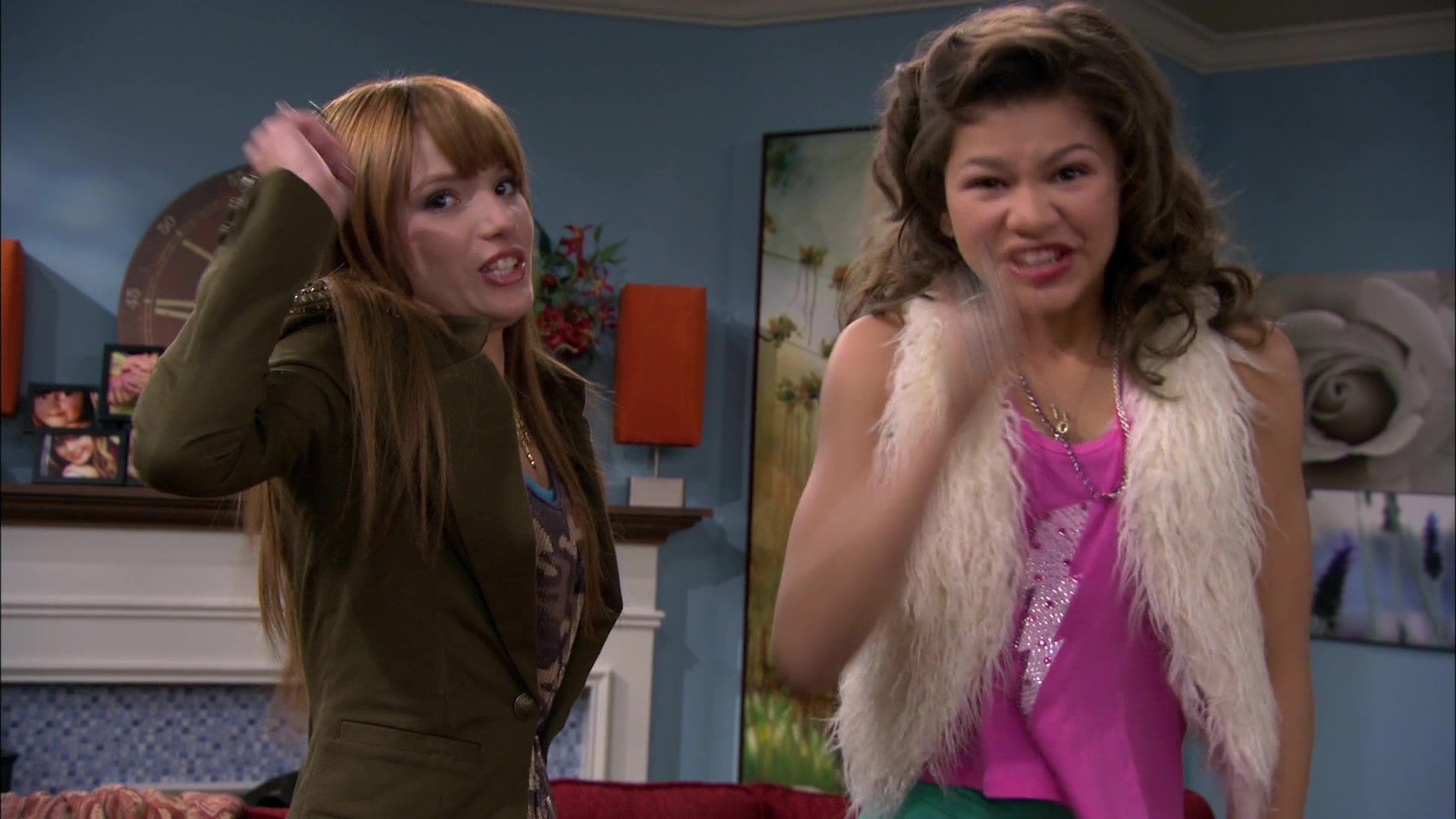 Shake_It_Up_S01E14_1080p_BTD_000710.jpg Shake_It_Up_S01E14_1080p_BTD_000710.jpg