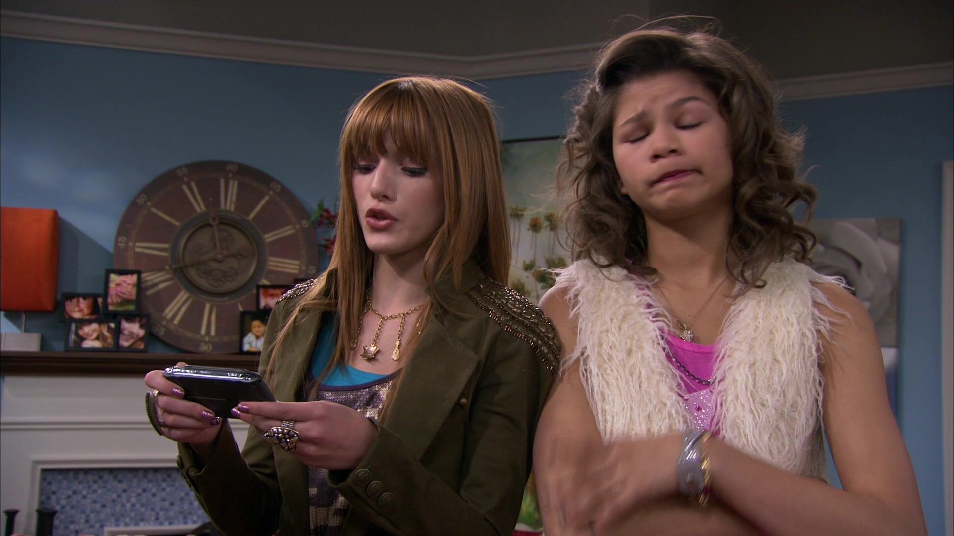 Shake_It_Up_S01E14_1080p_BTD_000742.jpg Shake_It_Up_S01E14_1080p_BTD_000742.jpg