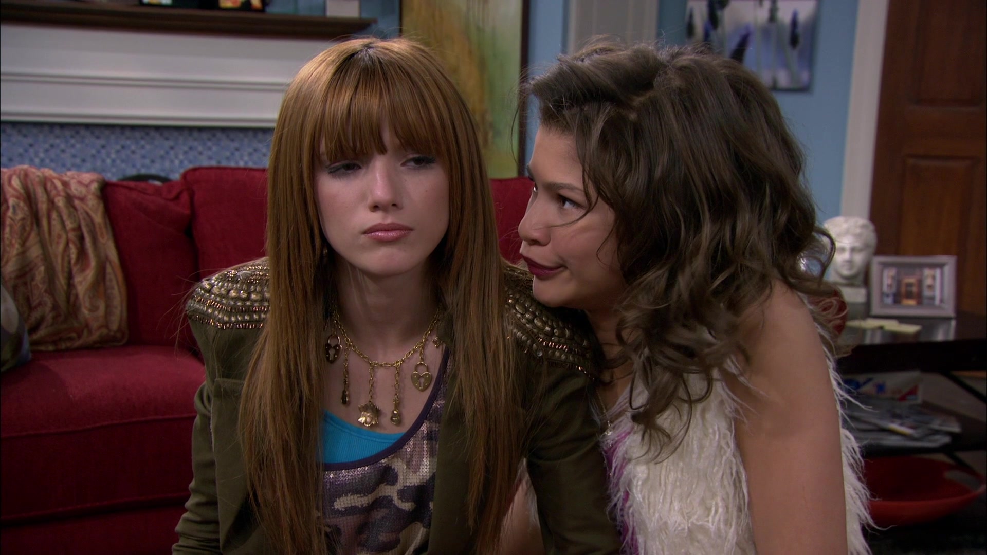 Shake_It_Up_S01E14_1080p_BTD_000853.jpg