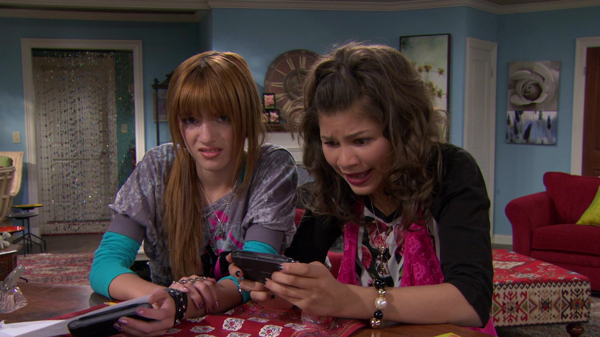 Shake_It_Up_S01E14_1080p_BTD_001071.jpg