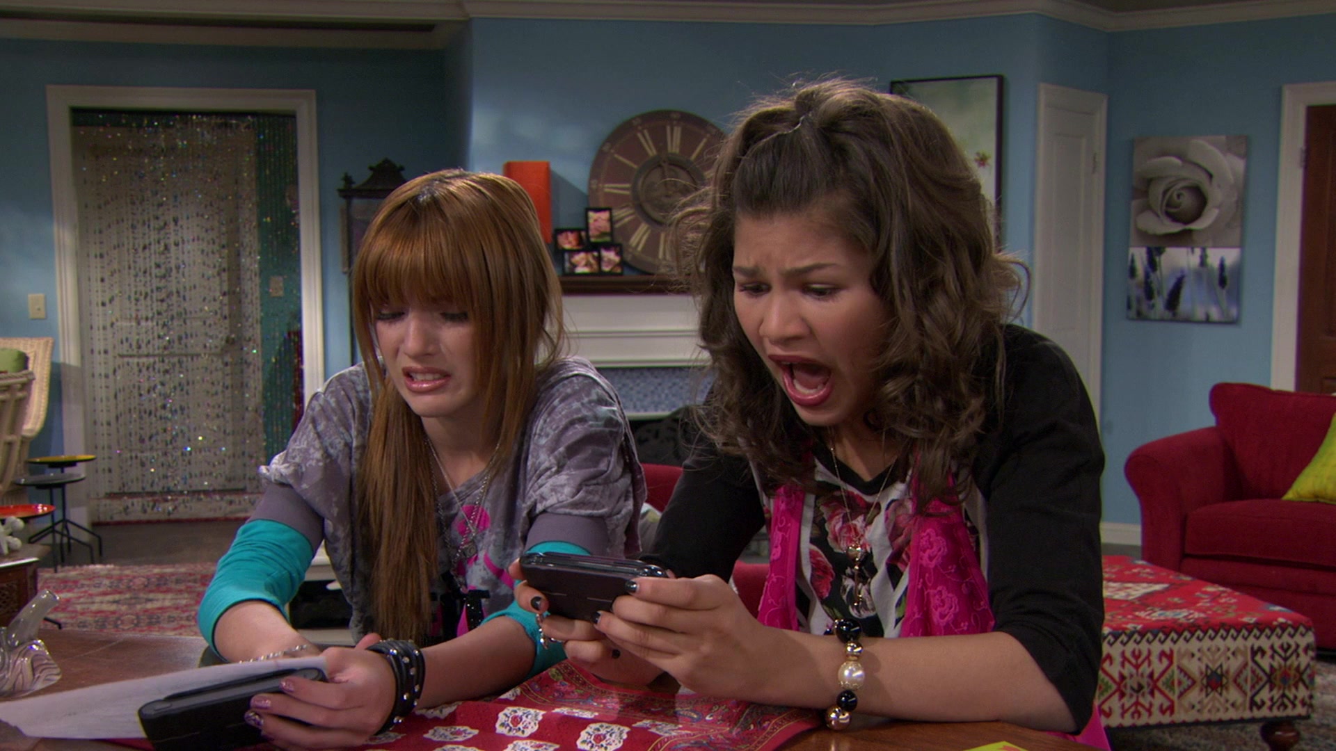 Shake_It_Up_S01E14_1080p_BTD_001078.jpg