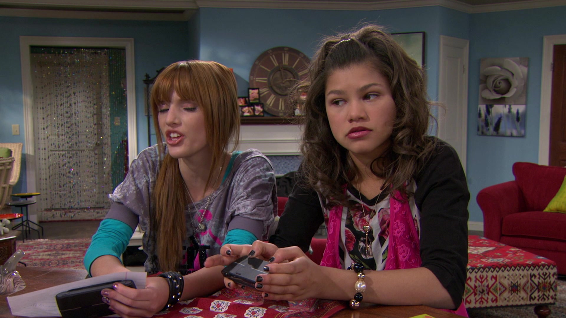 Shake_It_Up_S01E14_1080p_BTD_001104.jpg
