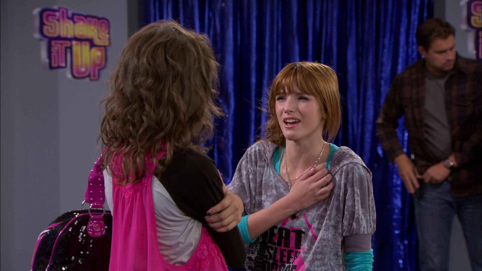 Shake_It_Up_S01E14_1080p_BTD_001345.jpg