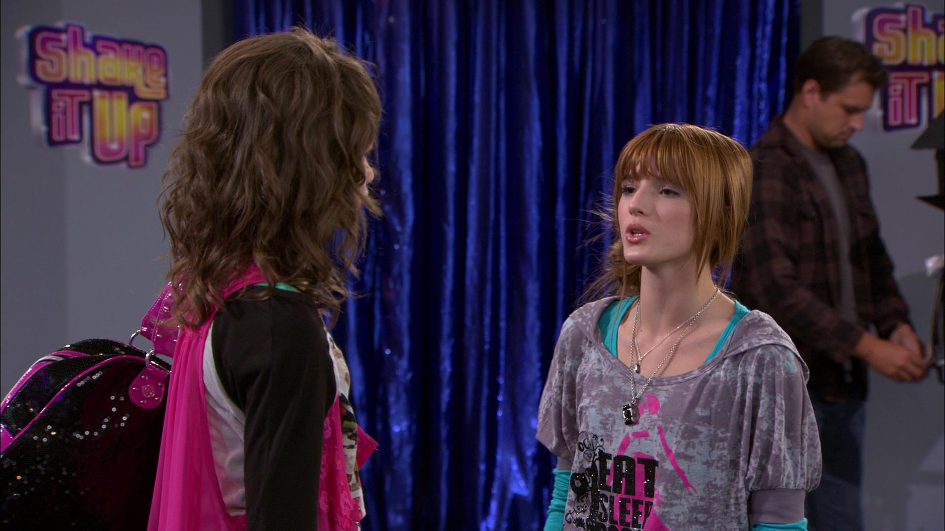 Shake_It_Up_S01E14_1080p_BTD_001376.jpg
