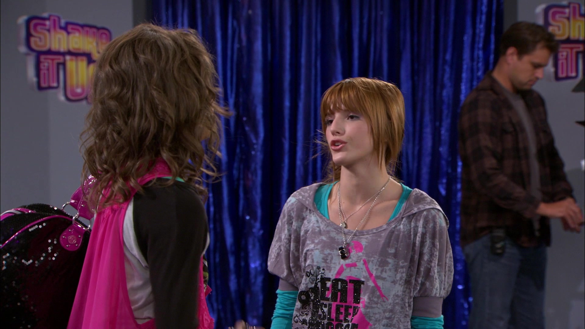 Shake_It_Up_S01E14_1080p_BTD_001378.jpg Shake_It_Up_S01E14_1080p_BTD_001378.jpg