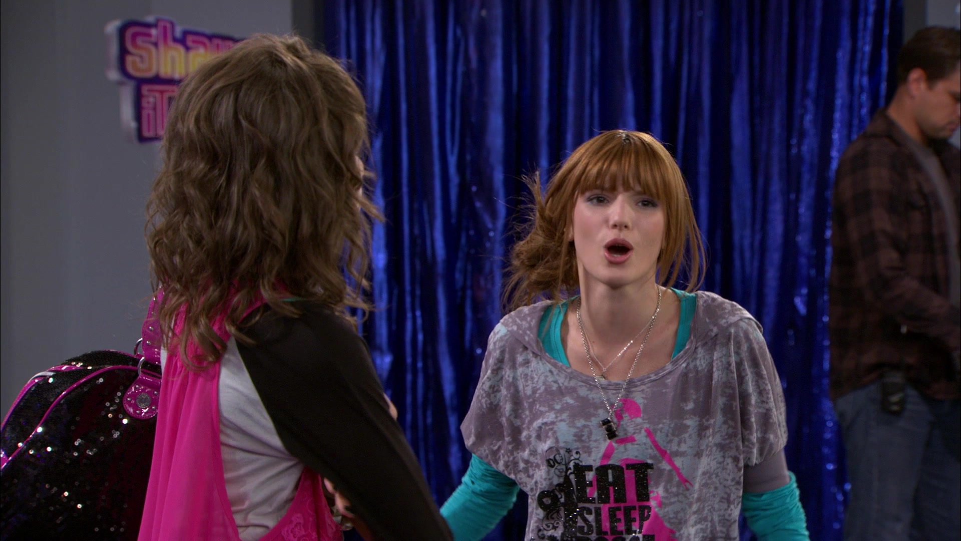 Shake_It_Up_S01E14_1080p_BTD_001381.jpg Shake_It_Up_S01E14_1080p_BTD_001381.jpg