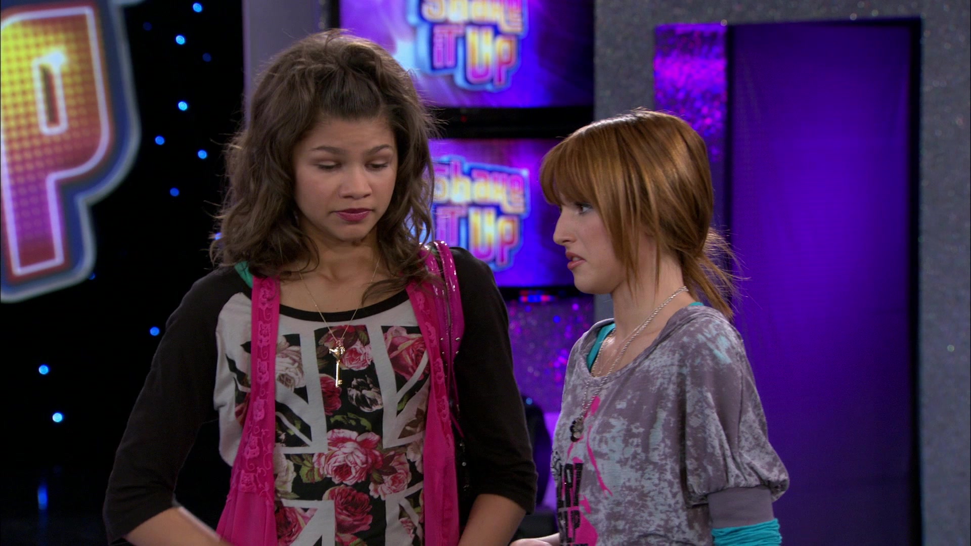 Shake_It_Up_S01E14_1080p_BTD_001427.jpg