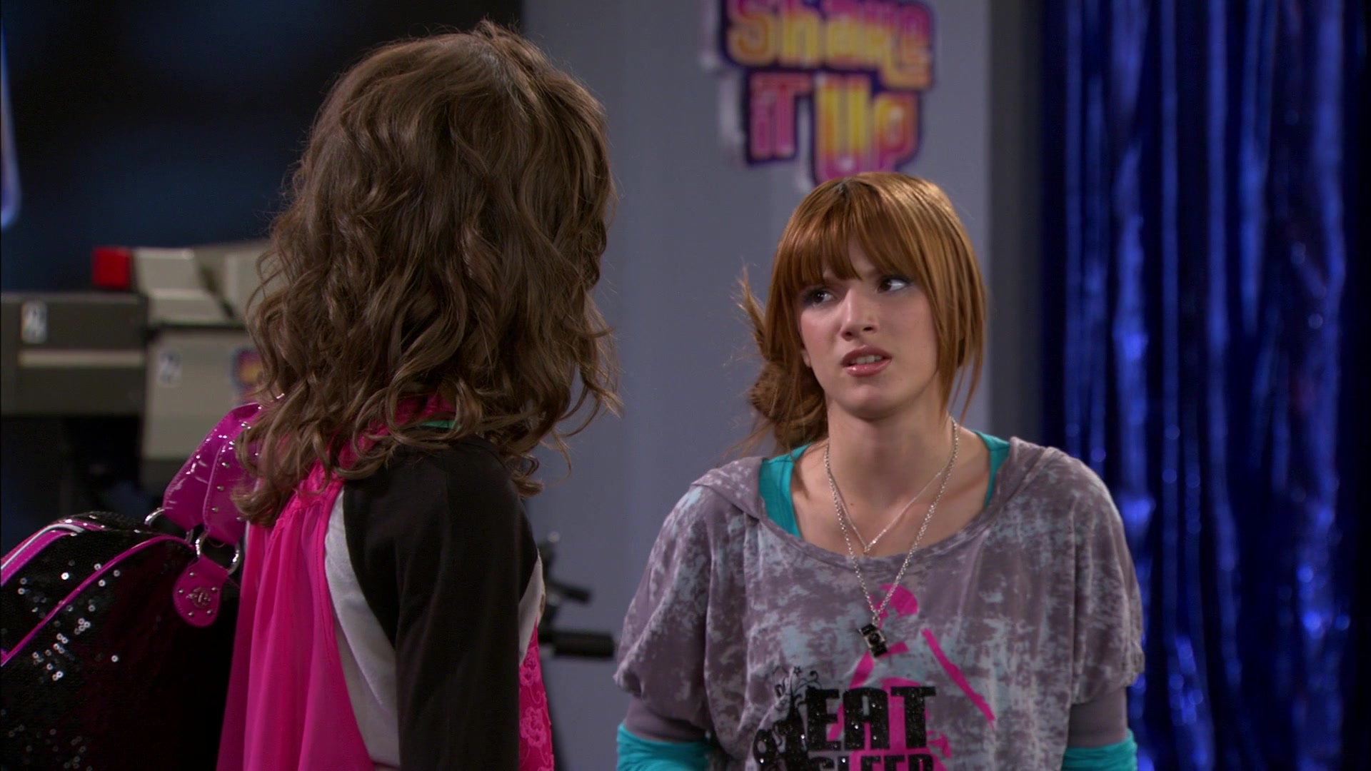 Shake_It_Up_S01E14_1080p_BTD_001431.jpg
