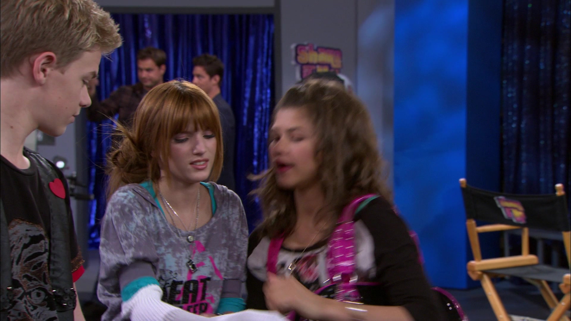 Shake_It_Up_S01E14_1080p_BTD_001501.jpg