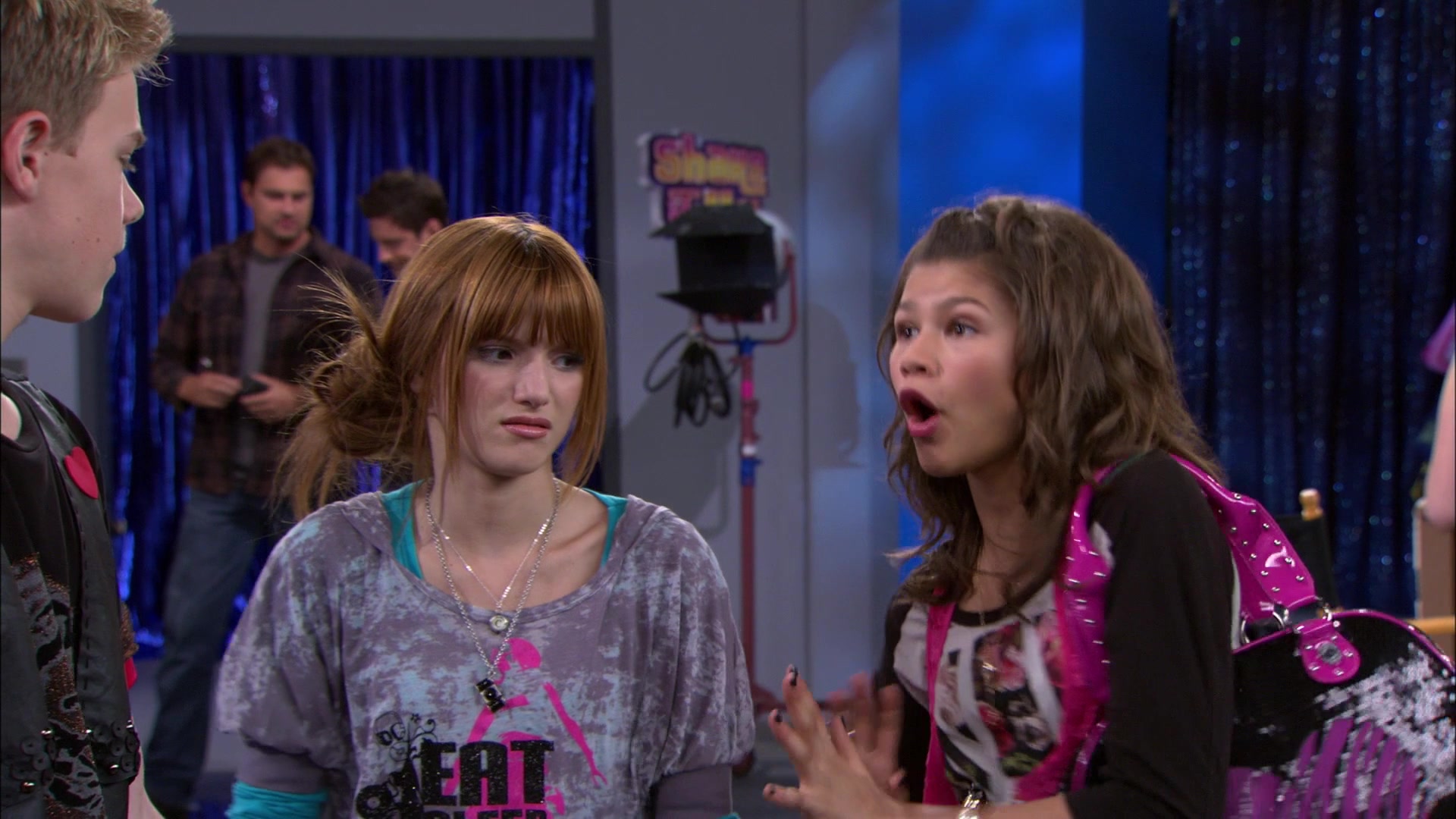 Shake_It_Up_S01E14_1080p_BTD_001577.jpg