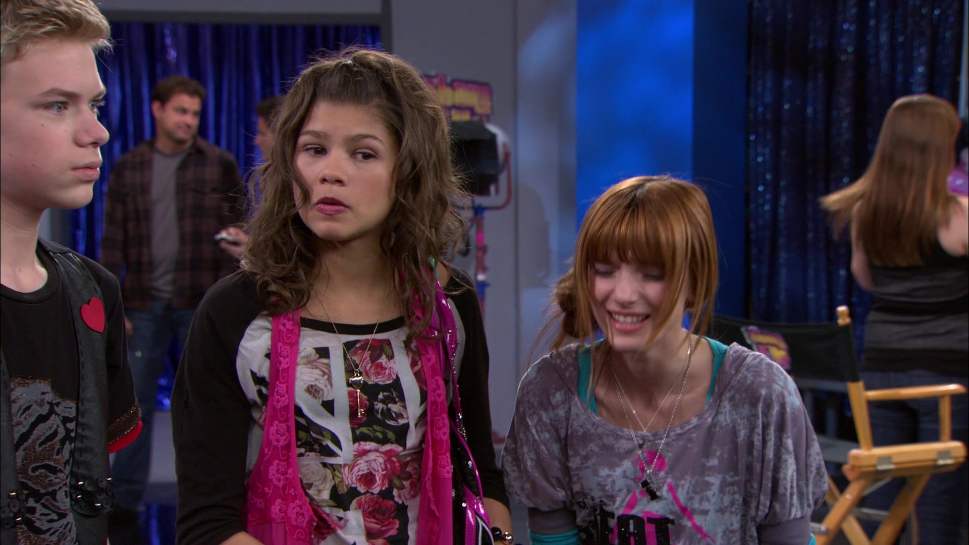 Shake_It_Up_S01E14_1080p_BTD_001657.jpg