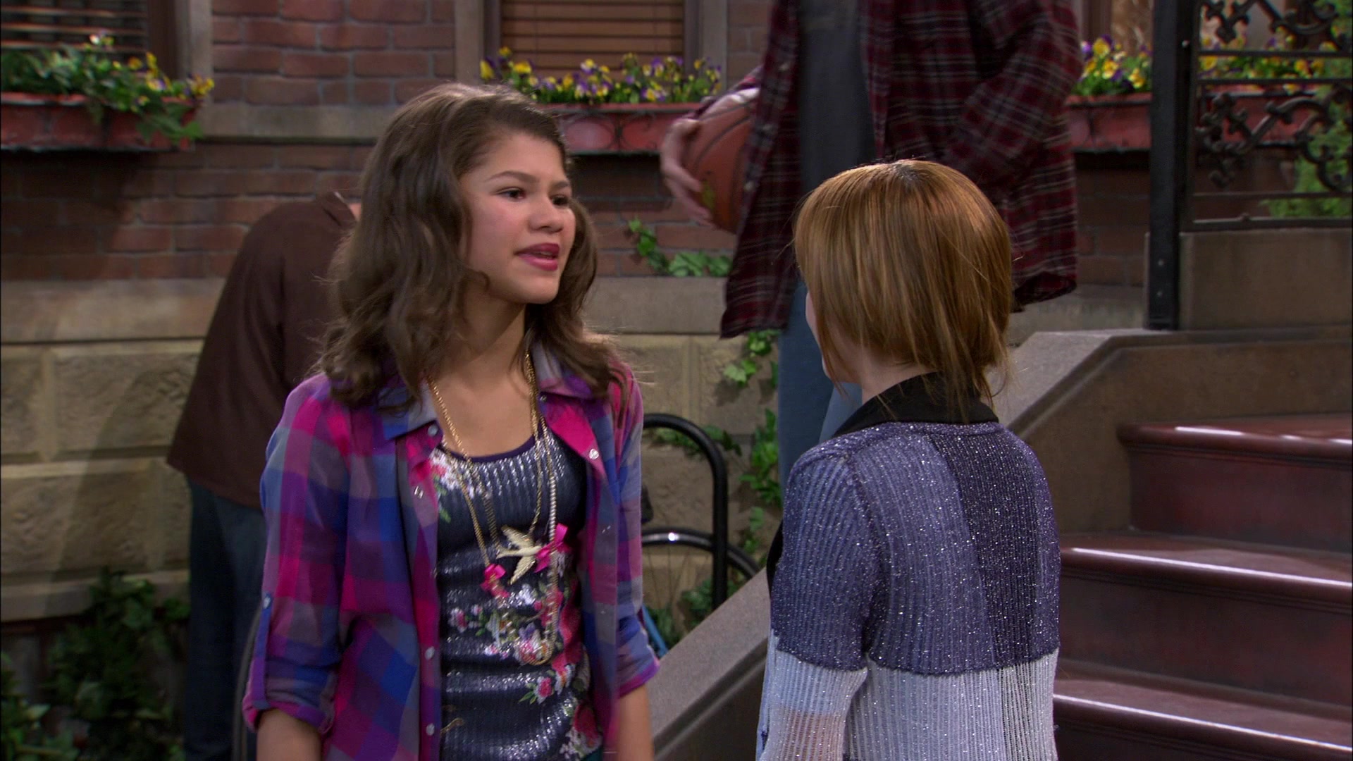 Shake_It_Up_S01E14_1080p_BTD_001982.jpg Shake_It_Up_S01E14_1080p_BTD_001982.jpg
