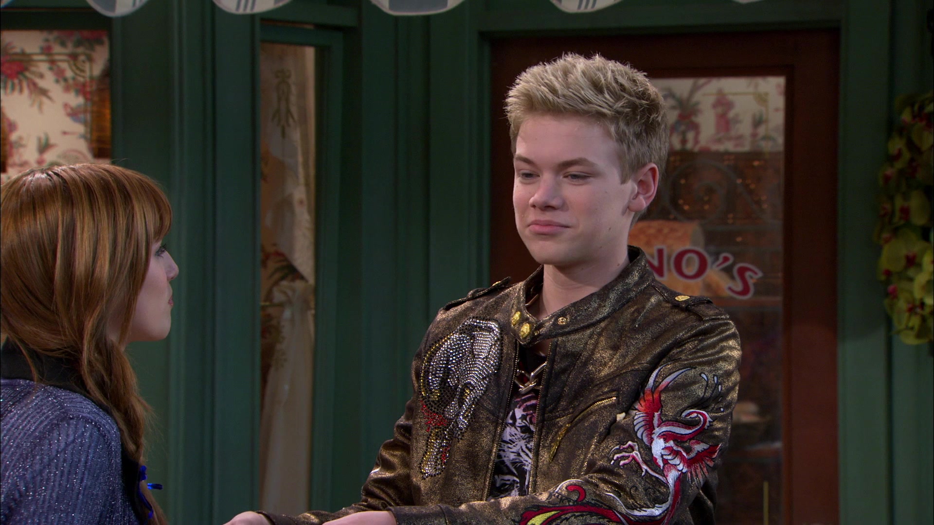 Shake_It_Up_S01E14_1080p_BTD_002066.jpg Shake_It_Up_S01E14_1080p_BTD_002066.jpg