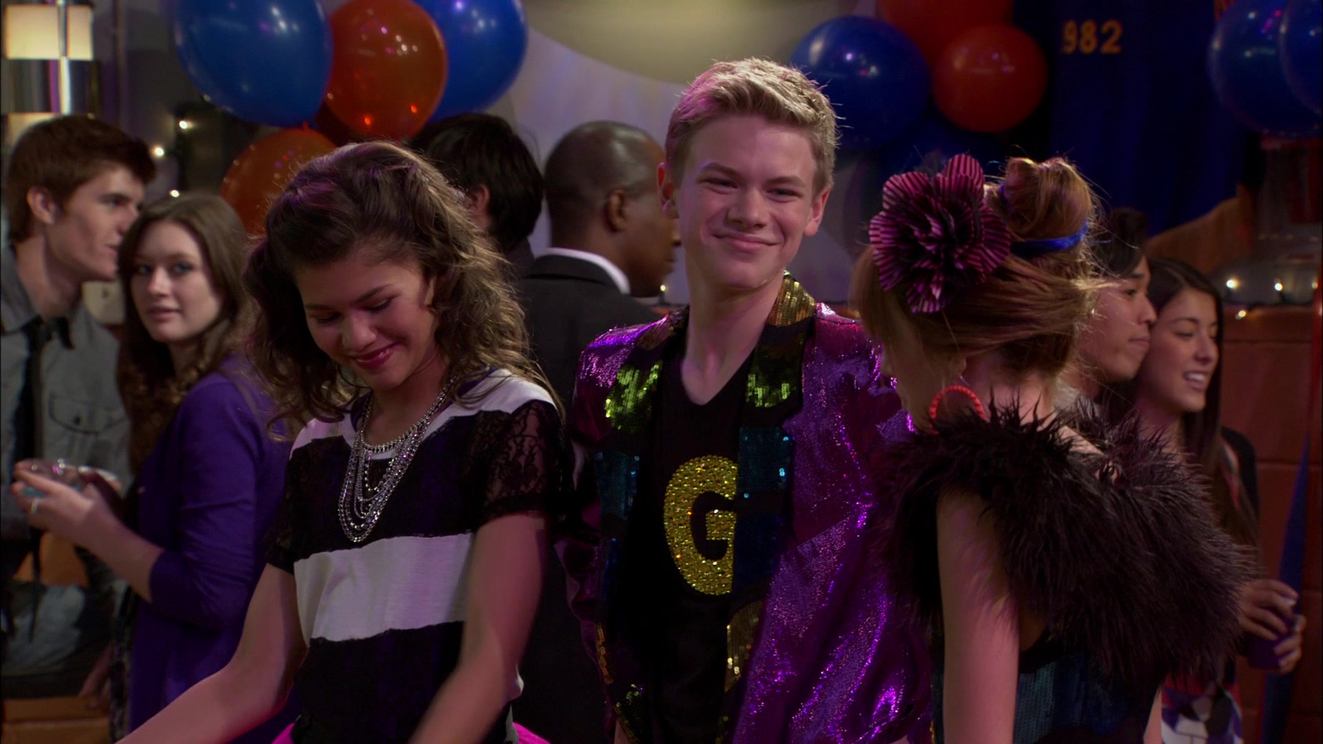 Shake_It_Up_S01E14_1080p_BTD_002186.jpg Shake_It_Up_S01E14_1080p_BTD_002186.jpg