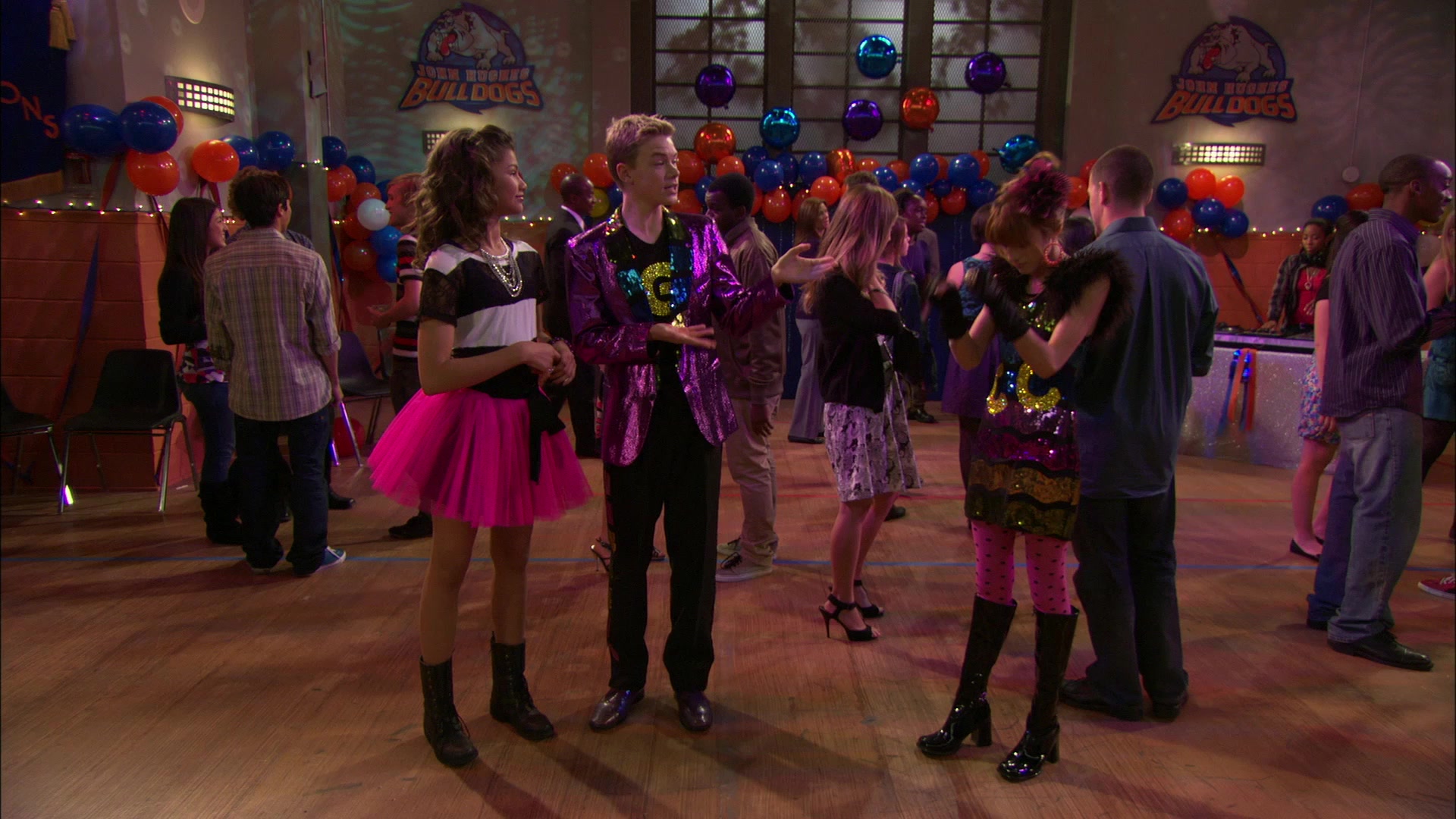 Shake_It_Up_S01E14_1080p_BTD_002200.jpg Shake_It_Up_S01E14_1080p_BTD_002200.jpg
