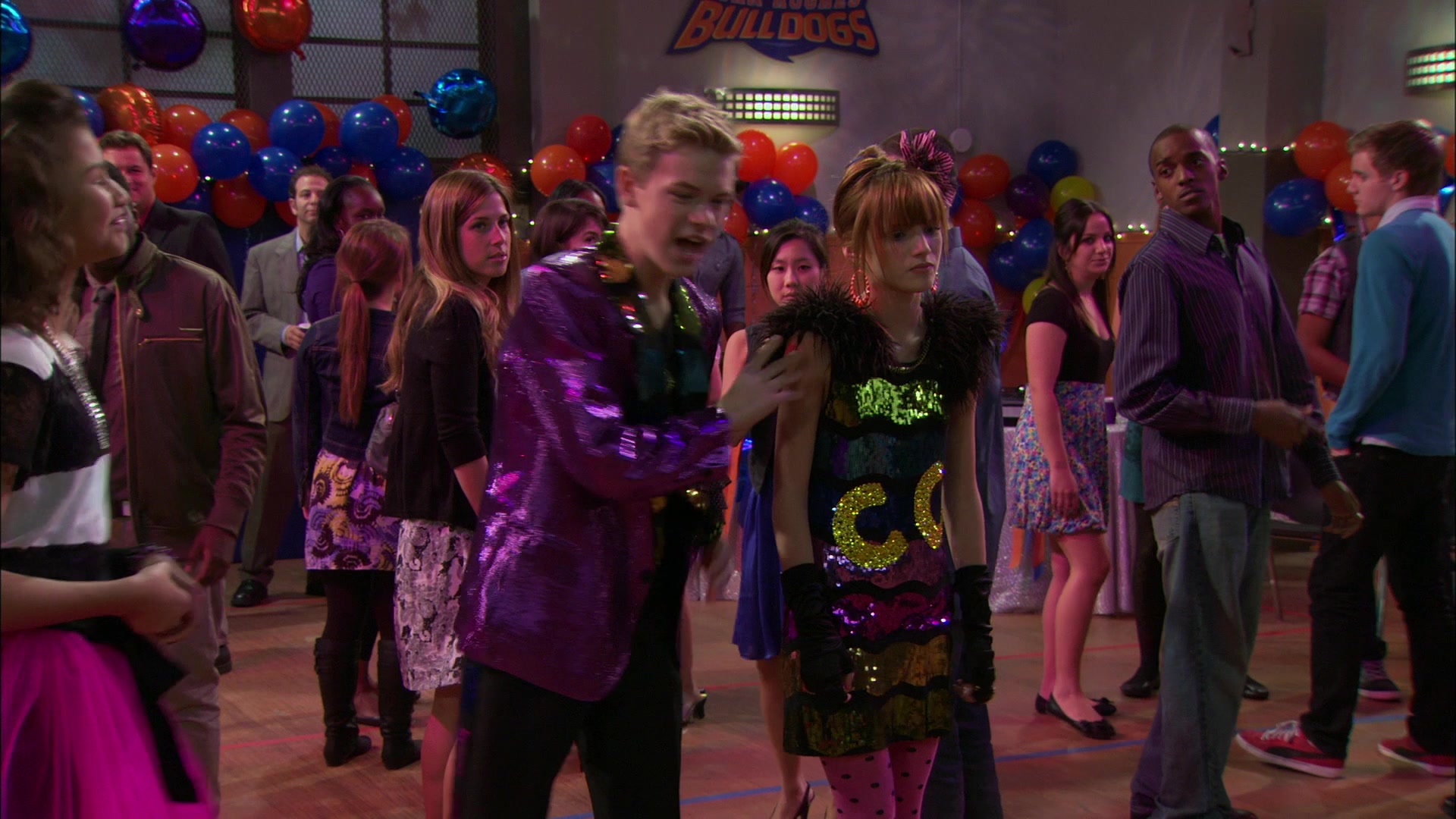 Shake_It_Up_S01E14_1080p_BTD_002215.jpg Shake_It_Up_S01E14_1080p_BTD_002215.jpg