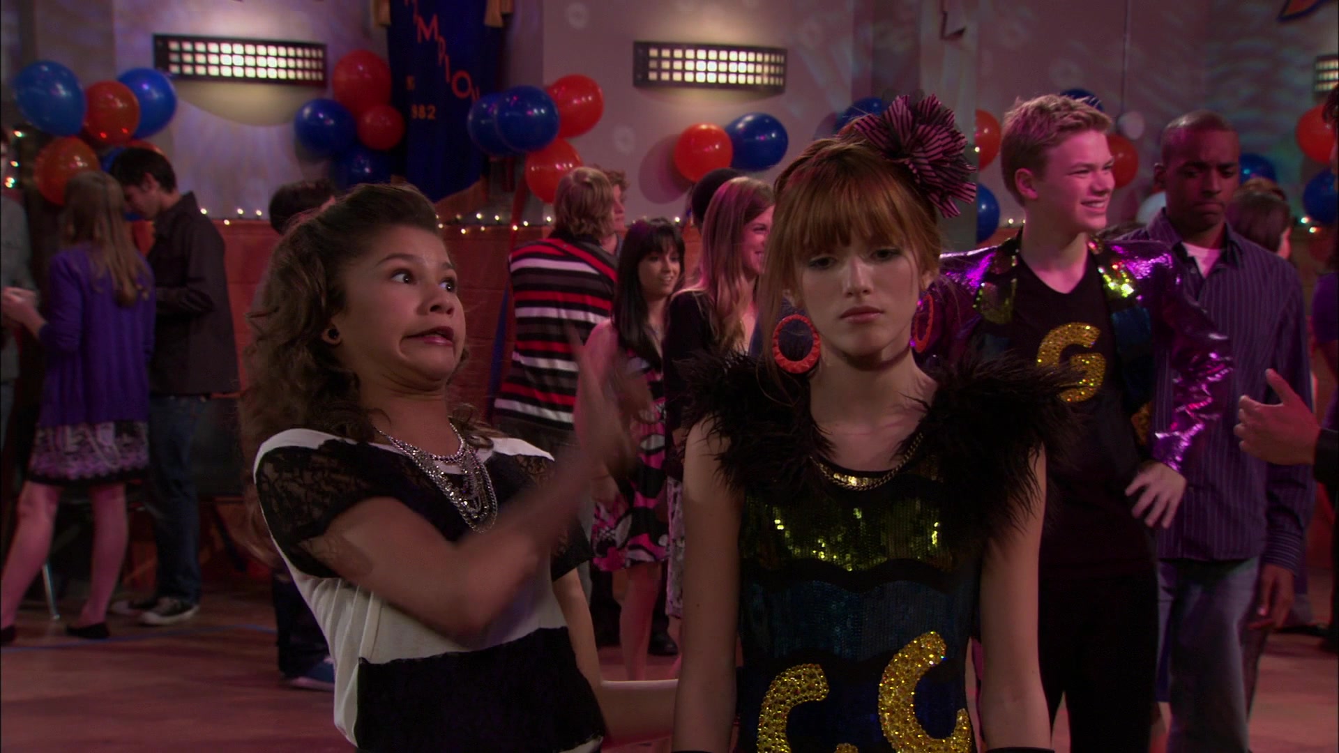 Shake_It_Up_S01E14_1080p_BTD_002243.jpg Shake_It_Up_S01E14_1080p_BTD_002243.jpg