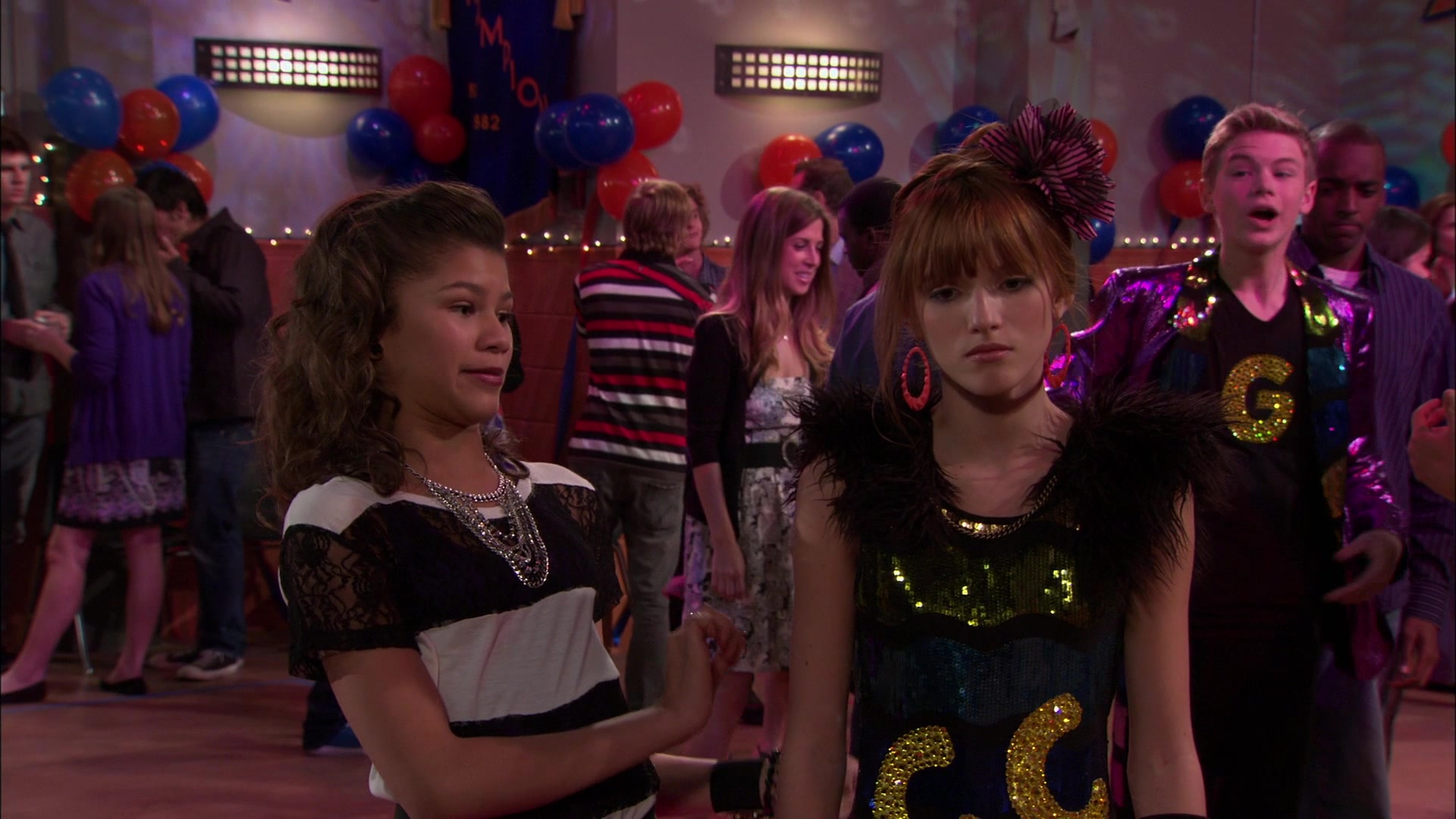 Shake_It_Up_S01E14_1080p_BTD_002245.jpg Shake_It_Up_S01E14_1080p_BTD_002245.jpg