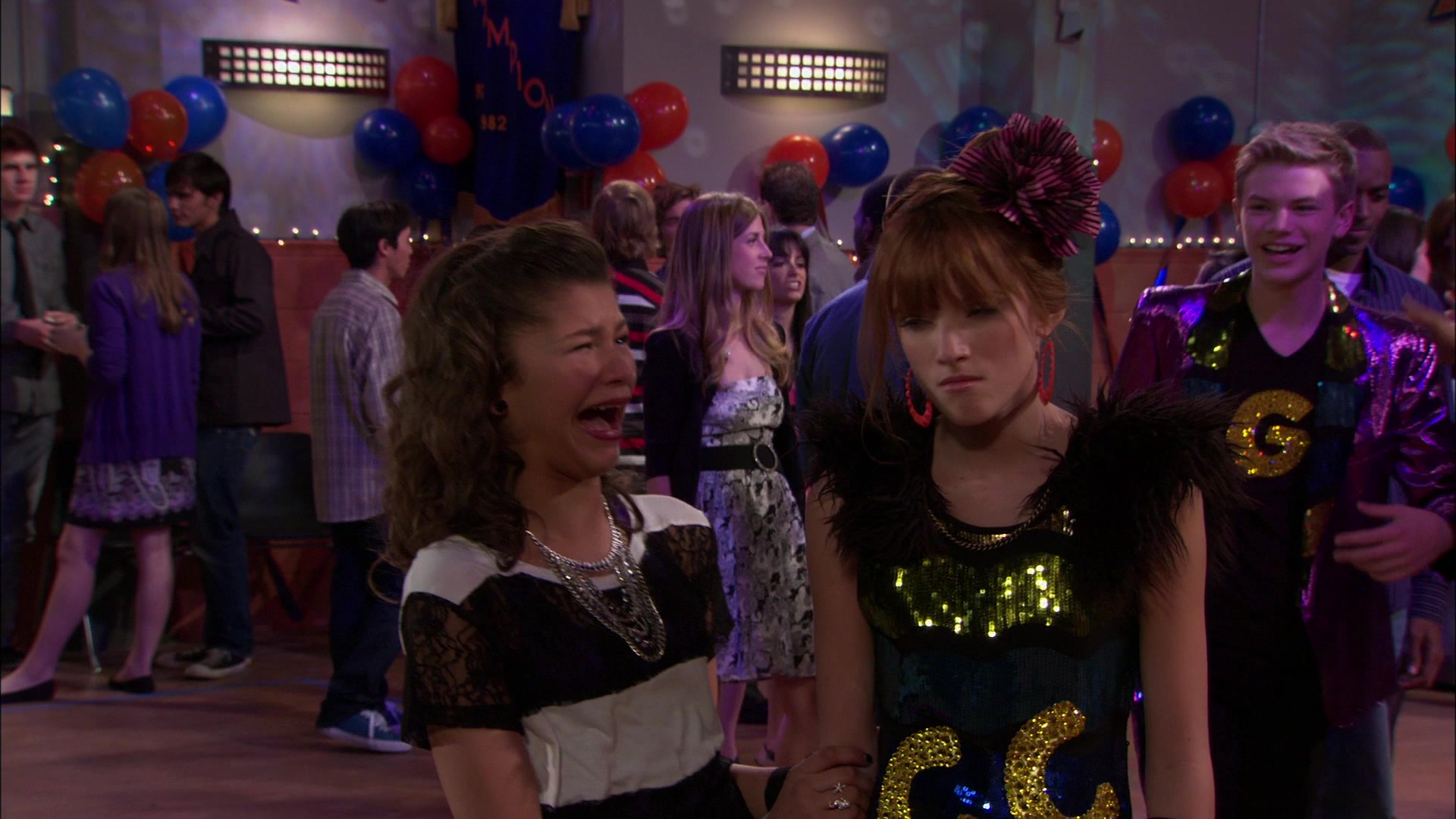 Shake_It_Up_S01E14_1080p_BTD_002248.jpg