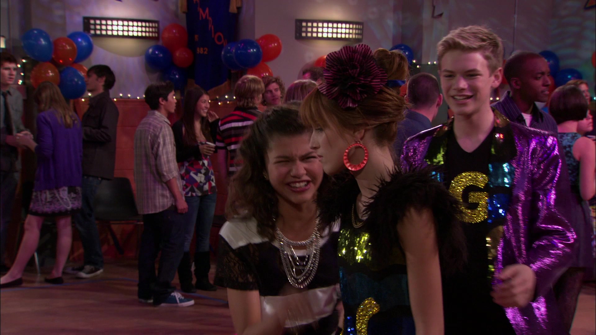 Shake_It_Up_S01E14_1080p_BTD_002251.jpg