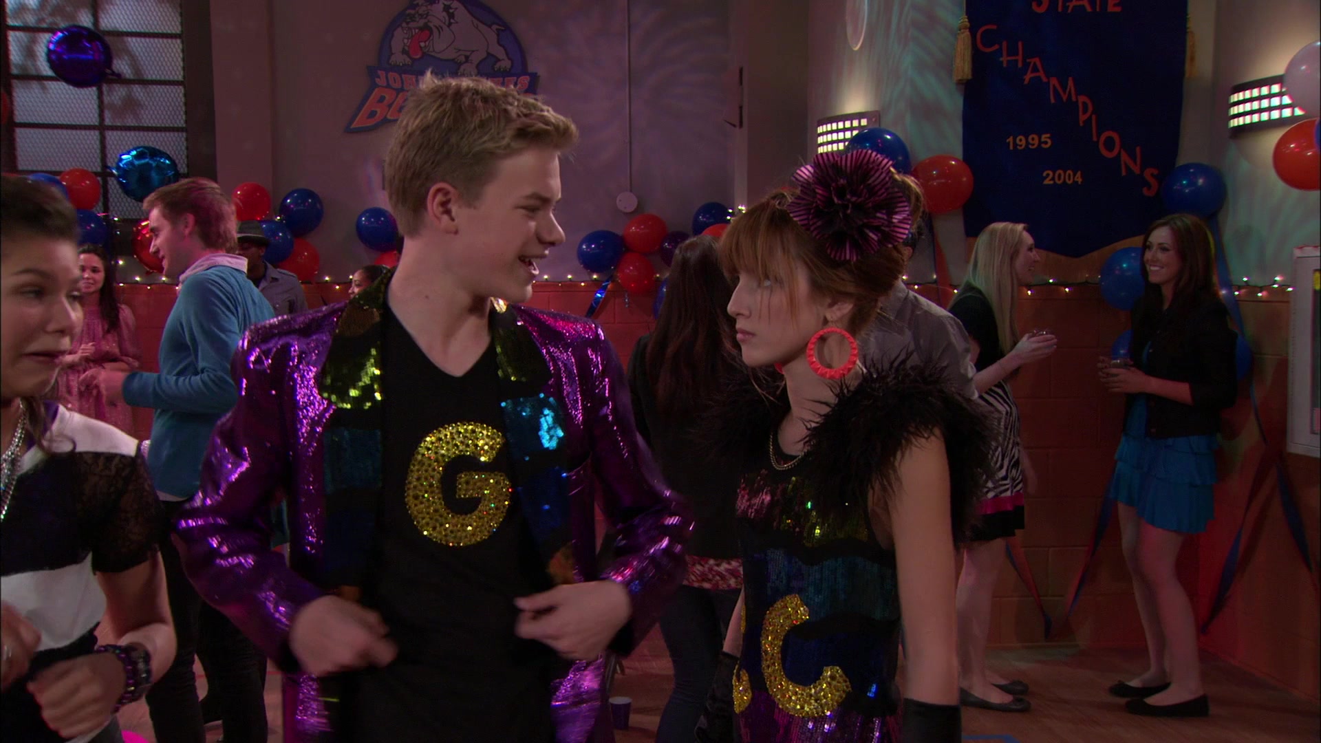 Shake_It_Up_S01E14_1080p_BTD_002262.jpg