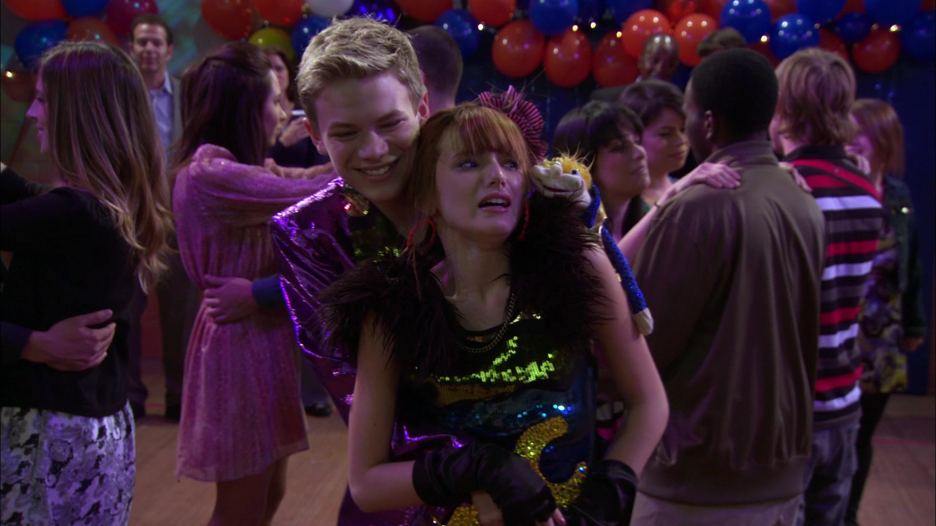 Shake_It_Up_S01E14_1080p_BTD_002400.jpg