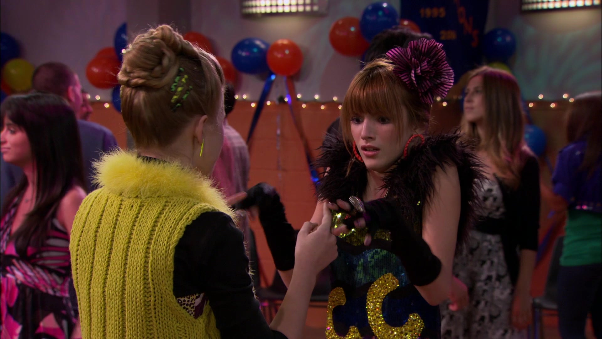 Shake_It_Up_S01E14_1080p_BTD_002778.jpg Shake_It_Up_S01E14_1080p_BTD_002778.jpg